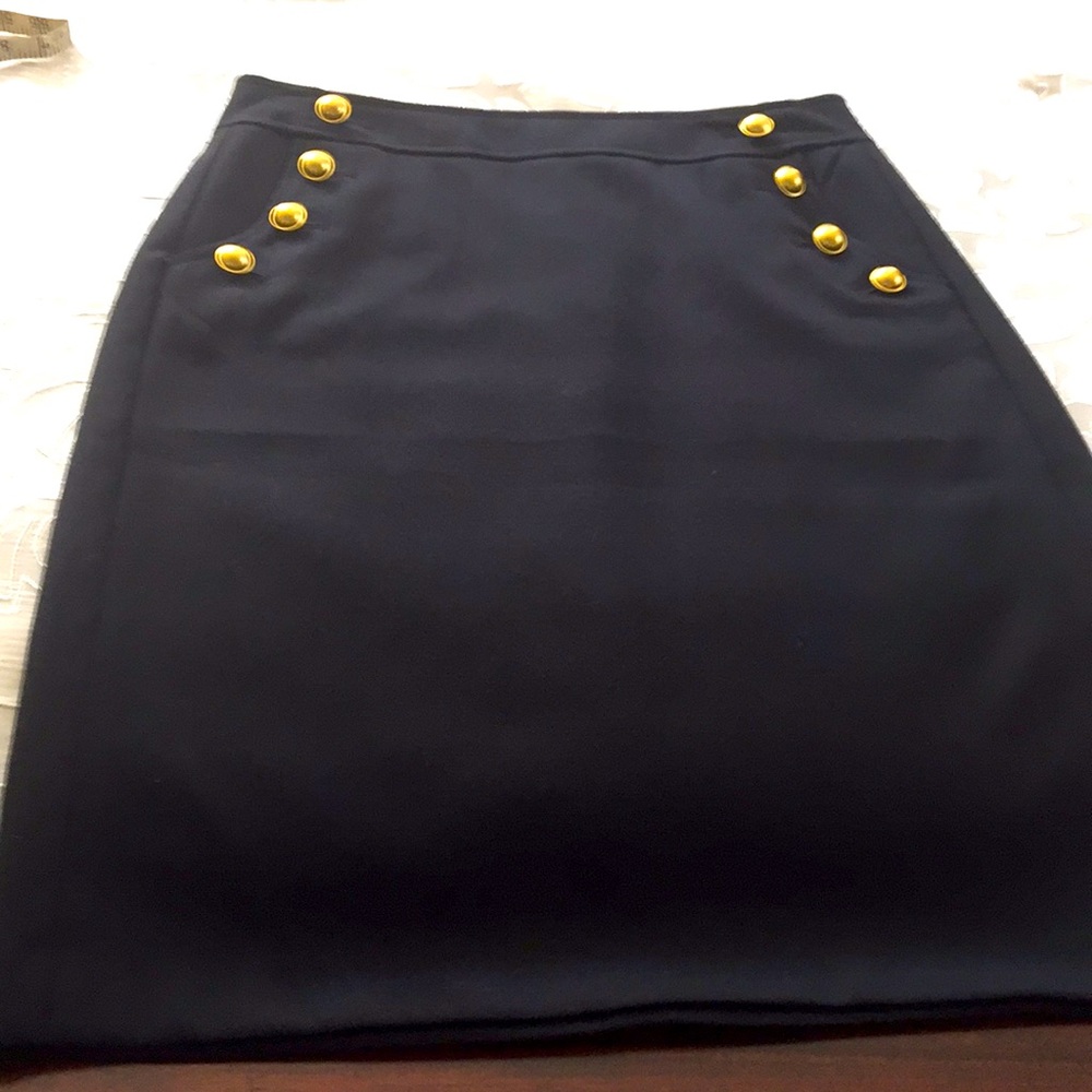 Loft lined skirt